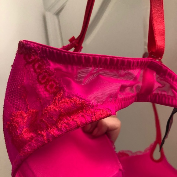 Victoria’s Secret Very sexy push up bra - Picture 3 of 4
